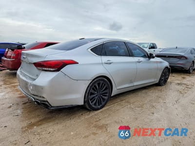 Trzecie zdjęcie samochodu z tyłu: 2015 HYUNDAI GENESIS 5.0L VIN:KMHGN4JF9FU067154 - miniatura