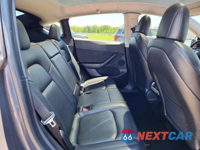 Zdjęcie 11 z 13 samochodu: 2021 TESLA MODEL Y VIN:5YJYGDEE3MF160567 - miniatura