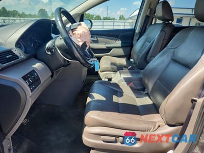 Zdjęcie 7 z 13 samochodu: 2016 HONDA ODYSSEY TOURING VIN:5FNRL5H91GB026150 - miniatura