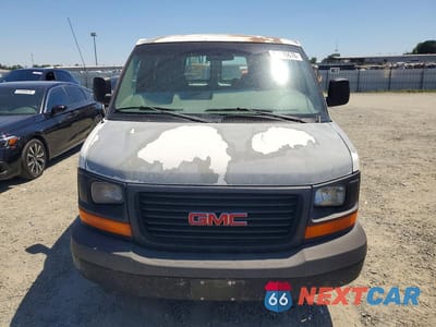 Piąte zdjęcie samochodu w środku: 2003 GMC SAVANA G2500 VIN:1GTFG25T831139201 - miniatura