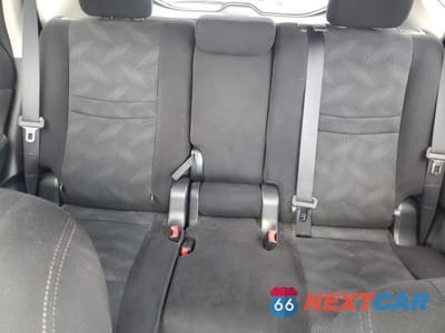 Zdjęcie 10 z 13 samochodu: 2016 NISSAN ROGUE S VIN:5N1AT2MN9GC913941 - miniatura