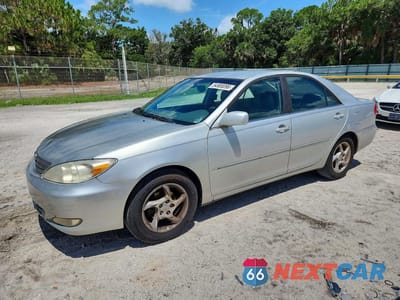 2003 TOYOTA CAMRY XLE 4T1BE32K83U722335 - główne zdjęcie licytacji z USA - miniatura