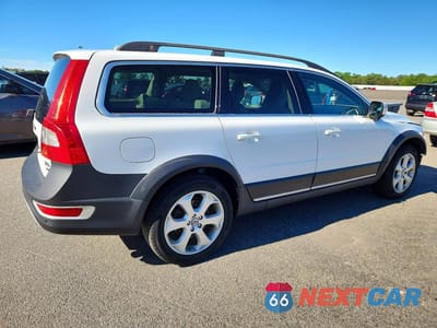 Trzecie zdjęcie samochodu z tyłu: 2011 VOLVO XC70 T6 VIN:YV4902BZ5B1115153 - miniatura