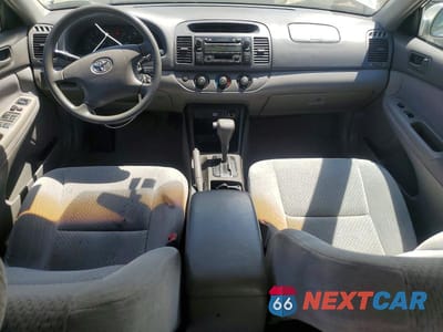Zdjęcie 8 z 12 samochodu: 2004 TOYOTA CAMRY LE V6 VIN:4T1BF30K74U586894 - miniatura