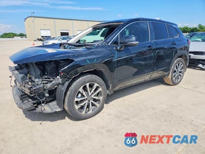 2024 TOYOTA COROLLA CROSS XLE 7MUDAAAG7RV082941 - główne zdjęcie licytacji z USA - miniatura
