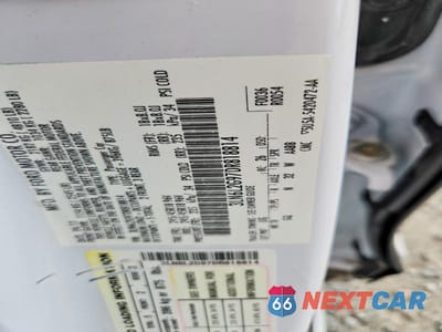 Zdjęcie 12 z 12 samochodu: 2013 LINCOLN MKZ VIN:3LN6L2G97DR818814 - miniatura