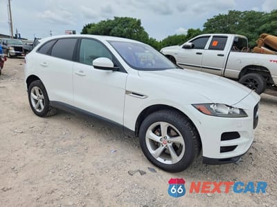 Czwarte zdjęcie samochodu z boku: 2017 JAGUAR F-PACE PREMIUM VIN:SADCJ2BN0HA095278 - miniatura