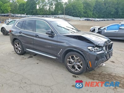 Czwarte zdjęcie samochodu z boku: 2022 BMW X3 XDRIVE30I VIN:5UX53DP02N9J01794 - miniatura