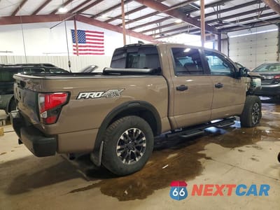 Trzecie zdjęcie samochodu z tyłu: 2022 NISSAN TITAN PRO-4X VIN:1N6AA1ED5NN102162 - miniatura