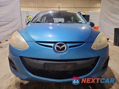 Piąte zdjęcie samochodu w środku: 2012 MAZDA MAZDA2 VIN:JM1DE1KYXC0139231 - miniatura
