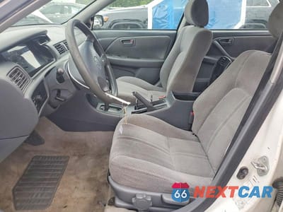 Zdjęcie 7 z 13 samochodu: 2000 TOYOTA CAMRY LE VIN:JT2BG22K8Y0481831 - miniatura