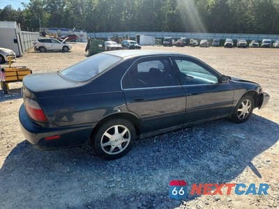 Trzecie zdjęcie samochodu z tyłu: 1997 HONDA ACCORD VIN:1HGCD5535VA274234 - miniatura