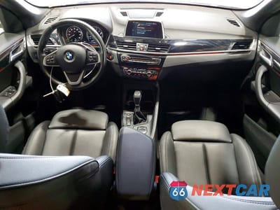 Zdjęcie 8 z 13 samochodu: 2019 BMW X1 XDRIVE28I VIN:WBXHT3C58K5L38841 - miniatura