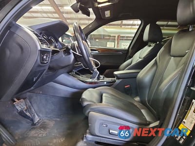Zdjęcie 7 z 13 samochodu: 2018 BMW X3 XDRIVE30I VIN:5UXTR9C56JLC82810 - miniatura