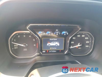 Zdjęcie 9 z 13 samochodu: 2021 GMC YUKON XL C1500 SLT VIN:1GKS1GKD3MR366412 - miniatura