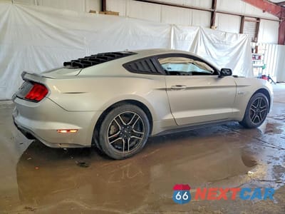 Trzecie zdjęcie samochodu z tyłu: 2019 FORD MUSTANG GT VIN:1FA6P8CF9K5151211 - miniatura