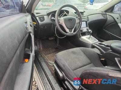 Zdjęcie 8 z 12 samochodu: 2010 HYUNDAI GENESIS COUPE 2.0T VIN:KMHHT6KD9AU035915 - miniatura