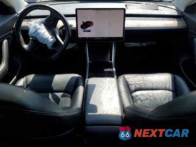 Zdjęcie 8 z 14 samochodu: 2018 TESLA MODEL 3 VIN:5YJ3E1EA4JF154140 - miniatura