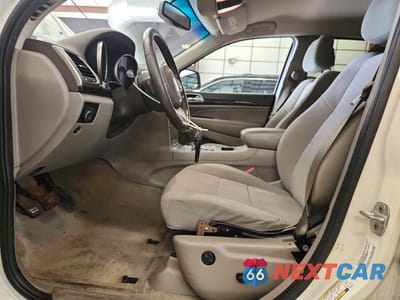 Zdjęcie 7 z 13 samochodu: 2011 JEEP GRAND CHEROKEE LAREDO VIN:1J4RR4GG0BC525711 - miniatura