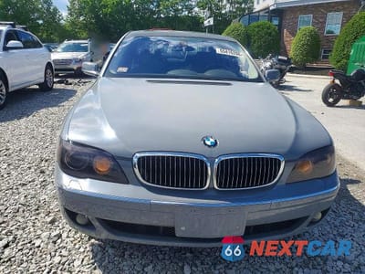 Piąte zdjęcie samochodu w środku: 2007 BMW 750 VIN:WBAHN83557DT75151 - miniatura