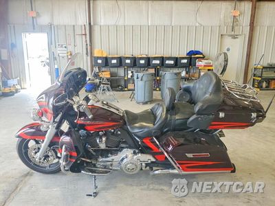Trzecie zdjęcie samochodu z tyłu: 2017 HARLEY-DAVIDSON FLHTKSE CVO LIMITED VIN:1HD1TEF15HB960163 - miniatura