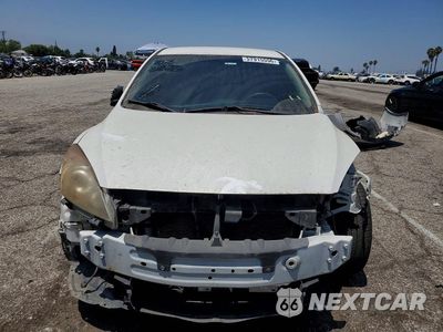 Piąte zdjęcie samochodu w środku: 2011 MAZDA 3 I VIN:JM1BL1VG4B1455457 - miniatura