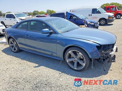 Czwarte zdjęcie samochodu z boku: 2016 AUDI A5 PREMIUM PLUS S-LINE VIN:WAUM2AFR7GA027513 - miniatura
