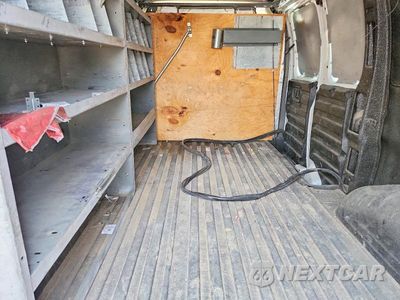 Zdjęcie 10 z 13 samochodu: 2017 GMC SAVANA G2500 VIN:1GTW7AFF9H1906922 - miniatura