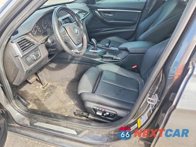 Zdjęcie 7 z 12 samochodu: 2018 BMW 330 I VIN:WBA8B9G5XJNU57791 - miniatura