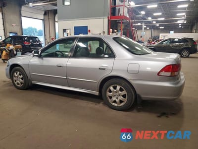 Drugie zdjęcie samochodu z przodu: 2001 HONDA ACCORD EX VIN:JHMCG55631C009745 - miniatura