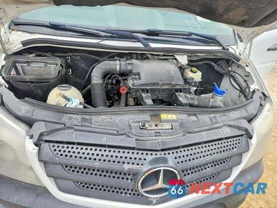 Zdjęcie 12 z 13 samochodu: 2014 MERCEDES BENZ SPRINTER 2500 VIN:WD3PE7DC7E5834848 - miniatura