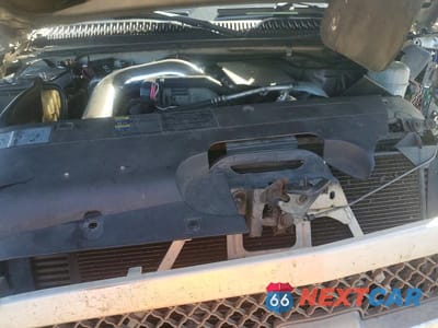 Zdjęcie 11 z 12 samochodu: 2004 CHEVROLET SILVERADO K2500 HEAVY DUTY VIN:1GCHK23224F245987 - miniatura
