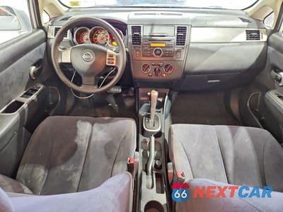 Zdjęcie 8 z 13 samochodu: 2008 NISSAN VERSA VIN:3N1BC13E78L383370 - miniatura