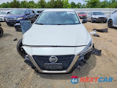 Piąte zdjęcie samochodu w środku: 2022 NISSAN ALTIMA SR VIN:1N4BL4CW5NN379469 - miniatura