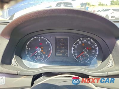 Zdjęcie 9 z 12 samochodu: 2014 VOLKSWAGEN PASSAT SE VIN:1VWBN7A30EC001941 - miniatura