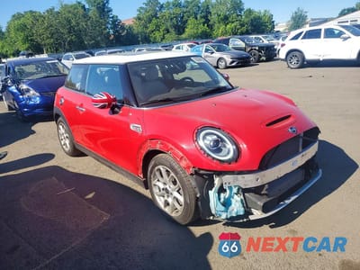 Czwarte zdjęcie samochodu z boku: 2021 MINI COOPER S VIN:WMWXR5C01M2N82937 - miniatura