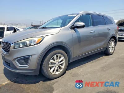 2017 KIA SORENTO LX 5XYPG4A36HG269068 - główne zdjęcie licytacji z USA - miniatura