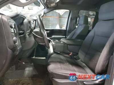 Zdjęcie 7 z 12 samochodu: 2021 CHEVROLET SILVERADO K2500 HEAVY DUTY VIN:1GC5YLE71MF216464 - miniatura