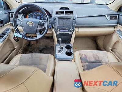 Zdjęcie 8 z 12 samochodu: 2012 TOYOTA CAMRY HYBRID XLE VIN:4T1BD1FK7CU034120 - miniatura