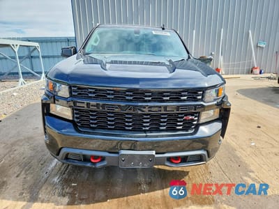 Piąte zdjęcie samochodu w środku: 2022 CHEVROLET SILVERADO LTD K1500 TRAIL BOSS CUSTOM VIN:3GCPYCEK8NG174503 - miniatura