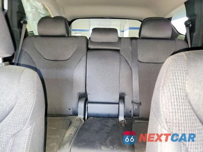 Zdjęcie 10 z 13 samochodu: 2023 HYUNDAI SANTA FE SE VIN:5NMS1DAJ1PH488552 - miniatura