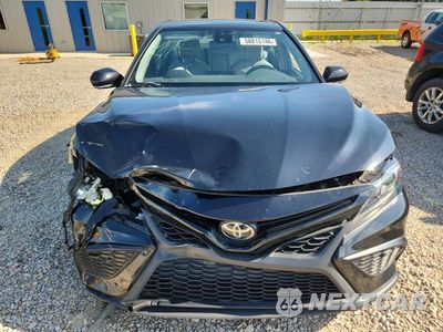 Piąte zdjęcie samochodu w środku: 2024 TOYOTA CAMRY VIN:4T1T11AKXRU851157 - miniatura