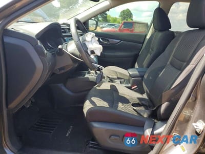 Zdjęcie 7 z 12 samochodu: 2020 NISSAN ROGUE SV VIN:5N1AT2MTXLC750581 - miniatura