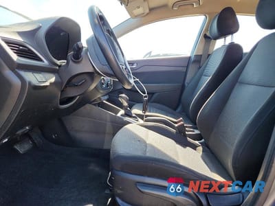 Zdjęcie 7 z 12 samochodu: 2019 HYUNDAI ACCENT SE VIN:3KPC24A37KE075554 - miniatura