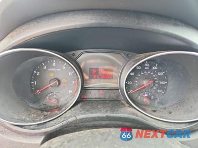 Zdjęcie 9 z 13 samochodu: 2015 KIA SEDONA LX VIN:KNDMB5C14F6029715 - miniatura
