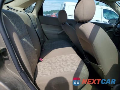 Zdjęcie 10 z 12 samochodu: 2005 FORD FOCUS ZX4 VIN:1FAFP34N55W118942 - miniatura