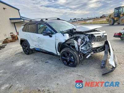 Czwarte zdjęcie samochodu z boku: 2021 TOYOTA RAV4 XSE VIN:2T3E6RFV1MW022599 - miniatura