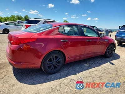 Trzecie zdjęcie samochodu z tyłu: 2012 KIA OPTIMA LX VIN:5XXGM4A75CG039336 - miniatura