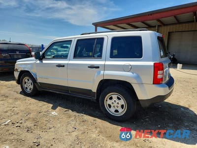 Drugie zdjęcie samochodu z przodu: 2013 JEEP PATRIOT SPORT VIN:1C4NJRBB8DD168182 - miniatura
