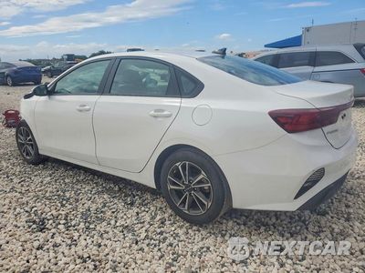 Drugie zdjęcie samochodu z przodu: 2023 KIA FORTE LXS VIN:3KPF24AD7PE587943 - miniatura